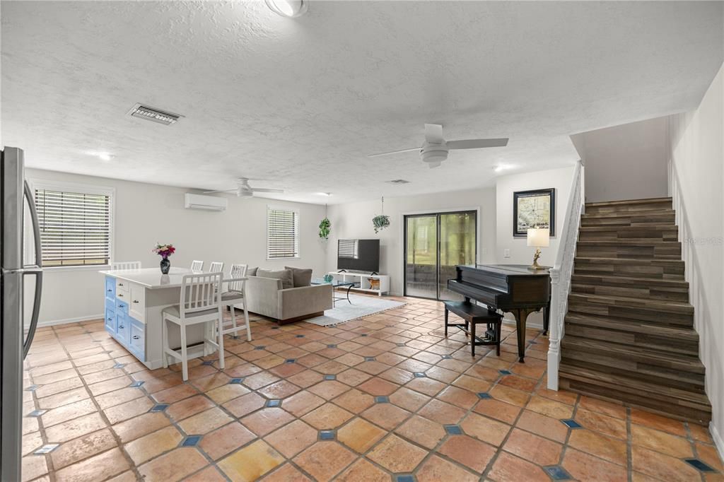 For Sale: $549,000 (4 beds, 3 baths, 2705 Square Feet)