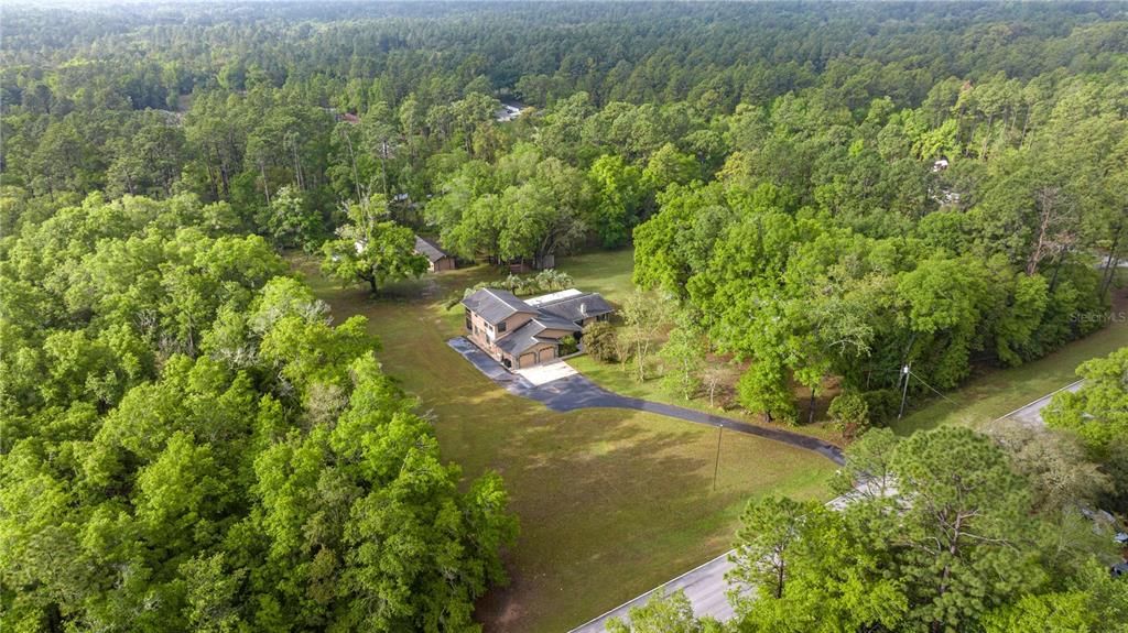 For Sale: $549,000 (4 beds, 3 baths, 2705 Square Feet)