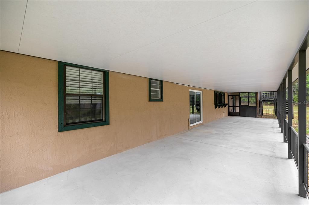 For Sale: $549,000 (4 beds, 3 baths, 2705 Square Feet)