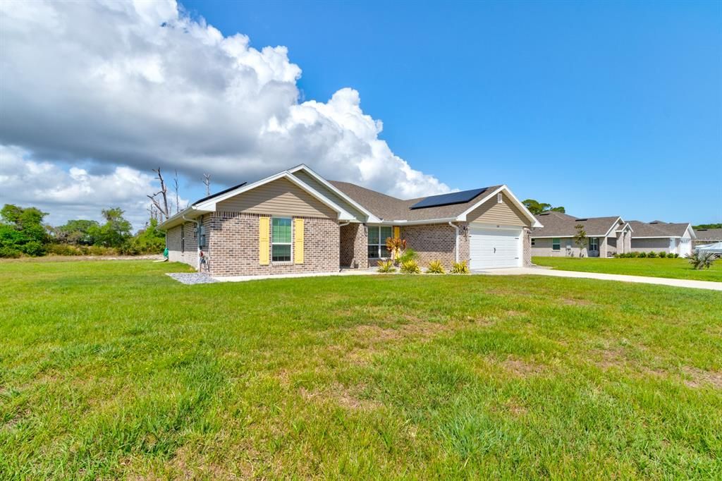 En Venta: $430,000 (4 camas, 3 baños, 2117 Pies cuadrados)