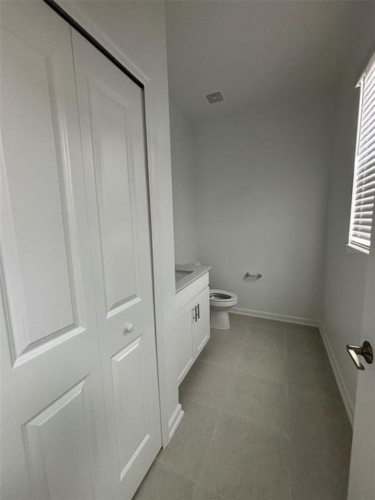 Active With Contract: $2,400 (3 beds, 2 baths, 1615 Square Feet)