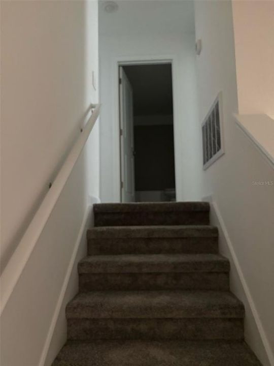 Active With Contract: $2,400 (3 beds, 2 baths, 1615 Square Feet)