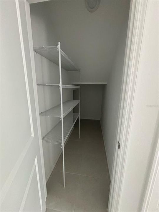 Active With Contract: $2,400 (3 beds, 2 baths, 1615 Square Feet)