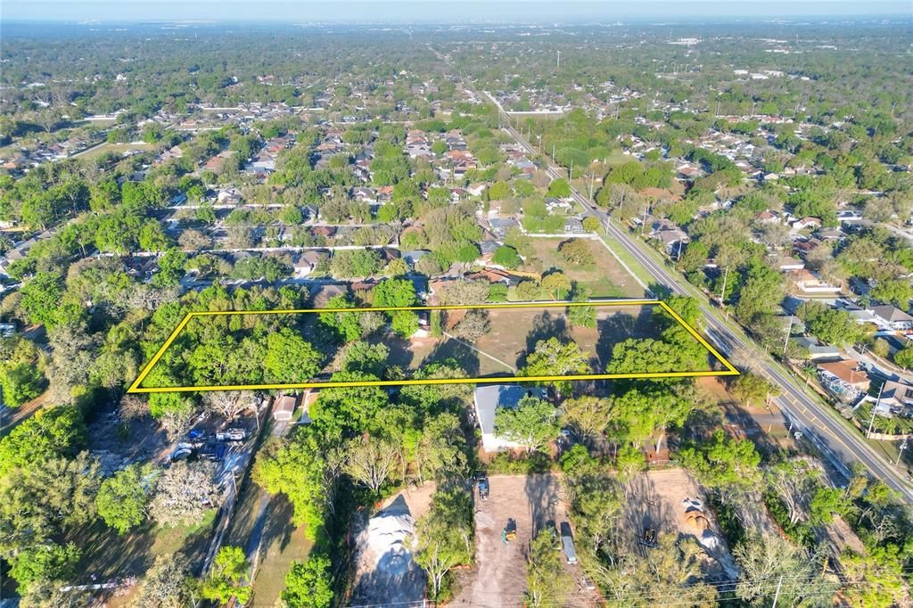 En Venta: $1,000,000 (4.41 acres)