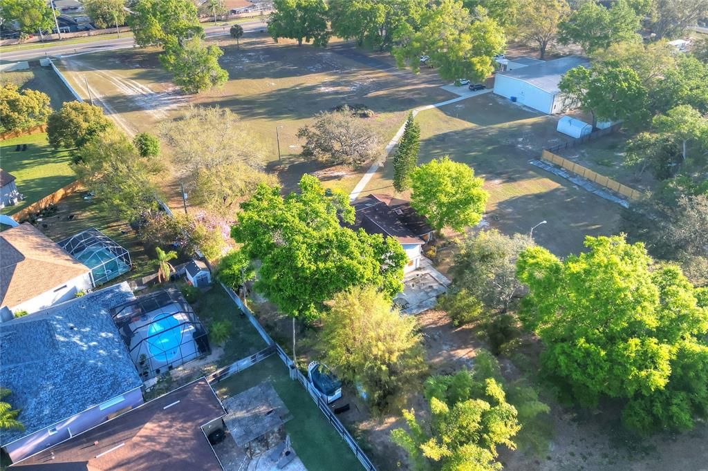 En Venta: $1,000,000 (4.41 acres)