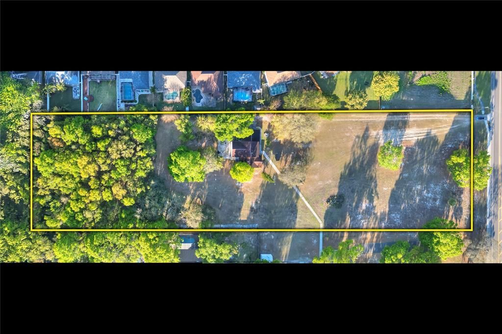 En Venta: $1,000,000 (4.41 acres)