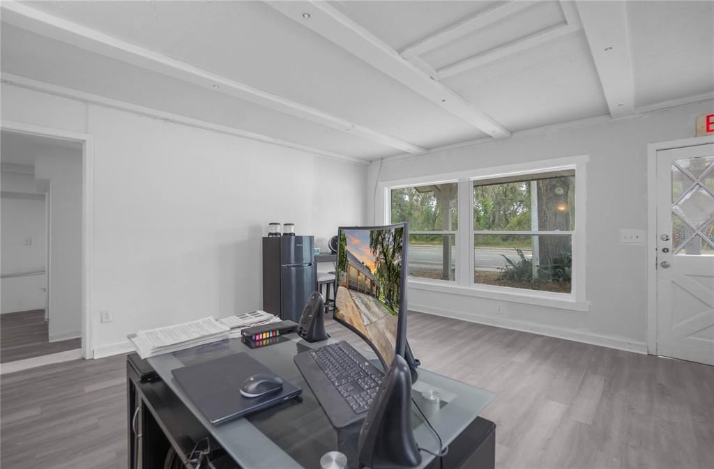 待售: $375,000 (0 贝兹, 0 浴室, 4010 平方英尺)