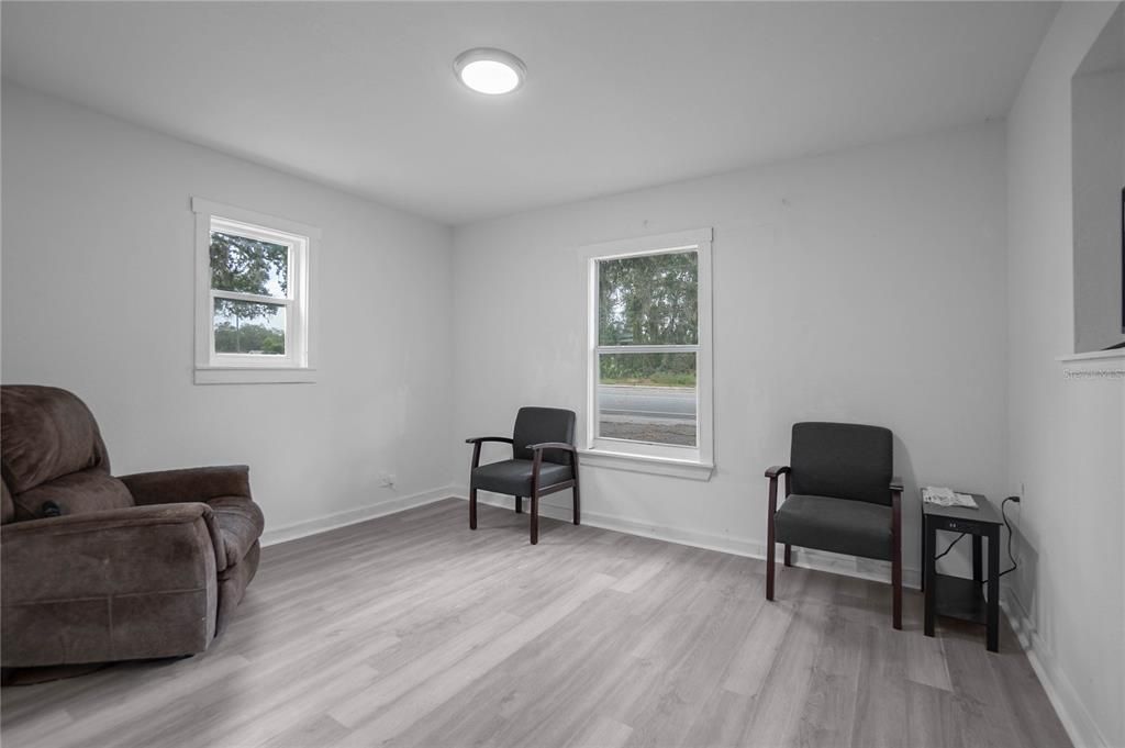 待售: $375,000 (0 贝兹, 0 浴室, 4010 平方英尺)