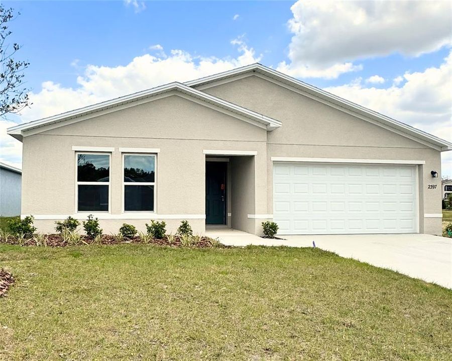 Recently Rented: $2,295 (4 beds, 2 baths, 1811 Square Feet)