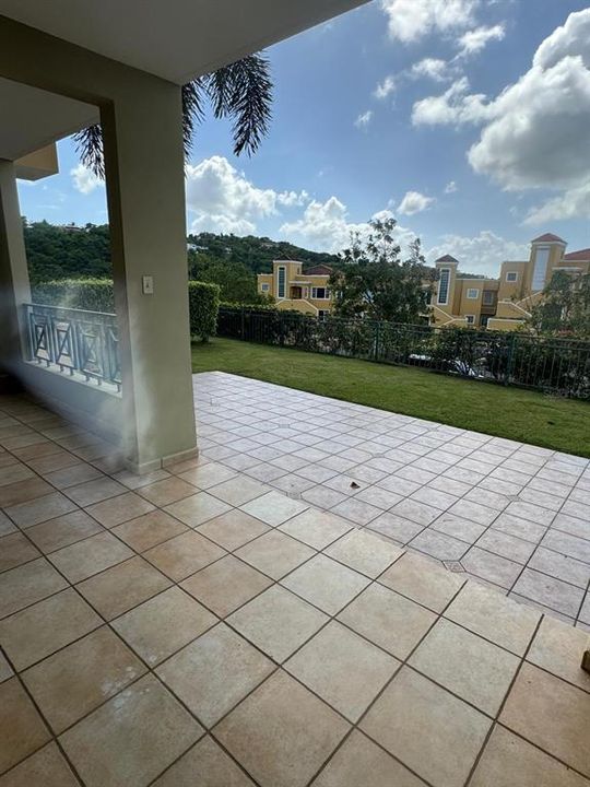 На продажу: $325,000 (3 спален, 2 ванн, 1861 Квадратных фут)