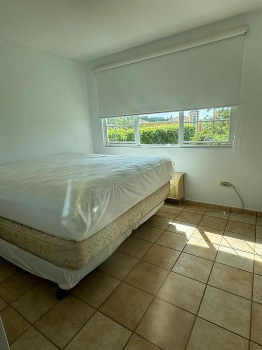 На продажу: $325,000 (3 спален, 2 ванн, 1861 Квадратных фут)