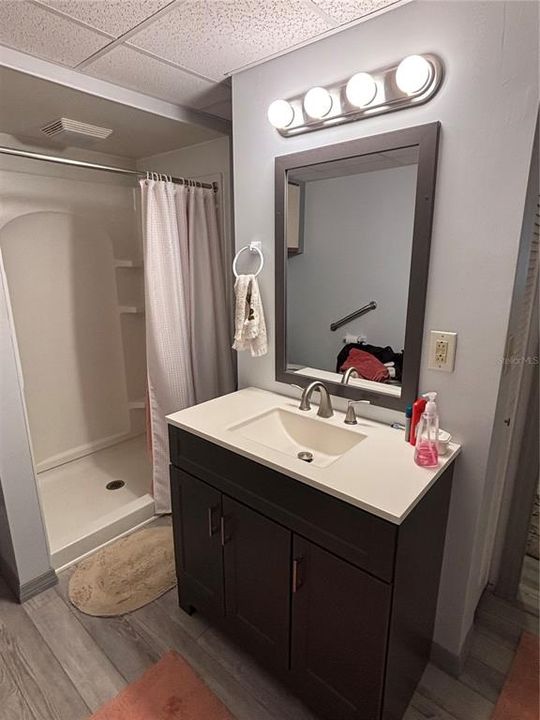 待售: $240,500 (2 贝兹, 2 浴室, 1200 平方英尺)