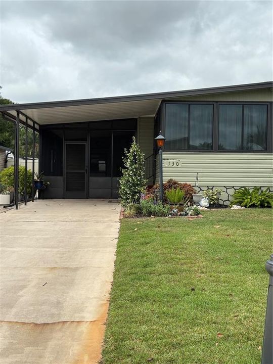 待售: $240,500 (2 贝兹, 2 浴室, 1200 平方英尺)