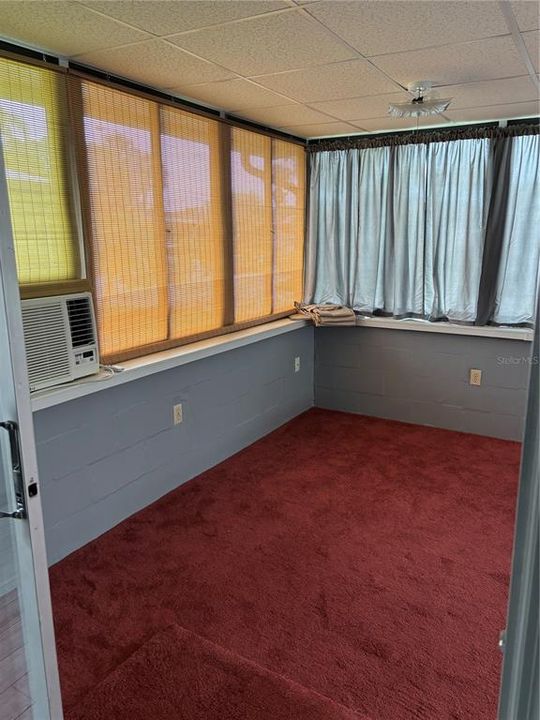 待售: $240,500 (2 贝兹, 2 浴室, 1200 平方英尺)