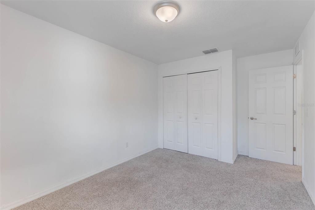 Activo con contrato: $300,000 (4 camas, 2 baños, 1536 Pies cuadrados)