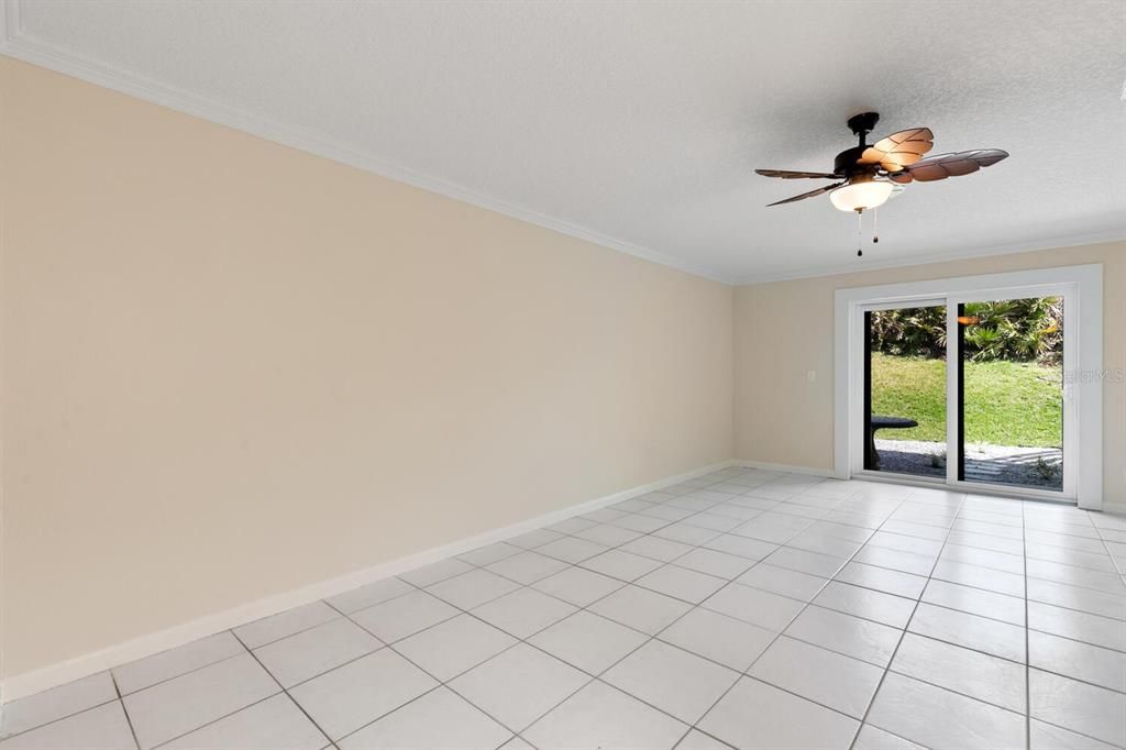 Active With Contract: $469,000 (3 beds, 4 baths, 1500 Square Feet)