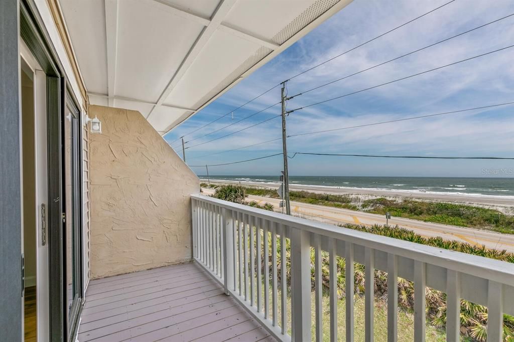 Active With Contract: $469,000 (3 beds, 4 baths, 1500 Square Feet)