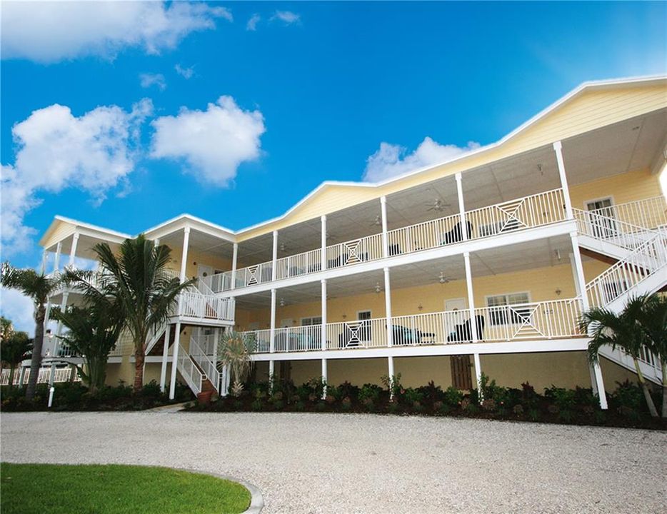 Recently Sold: $659,000 (2 beds, 2 baths, 752 Square Feet)