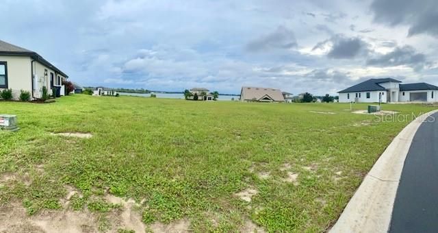 待售: $68,000 (0.24 acres)