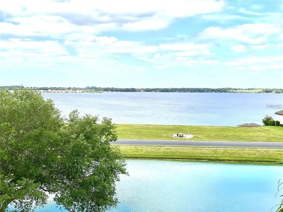 待售: $68,000 (0.24 acres)