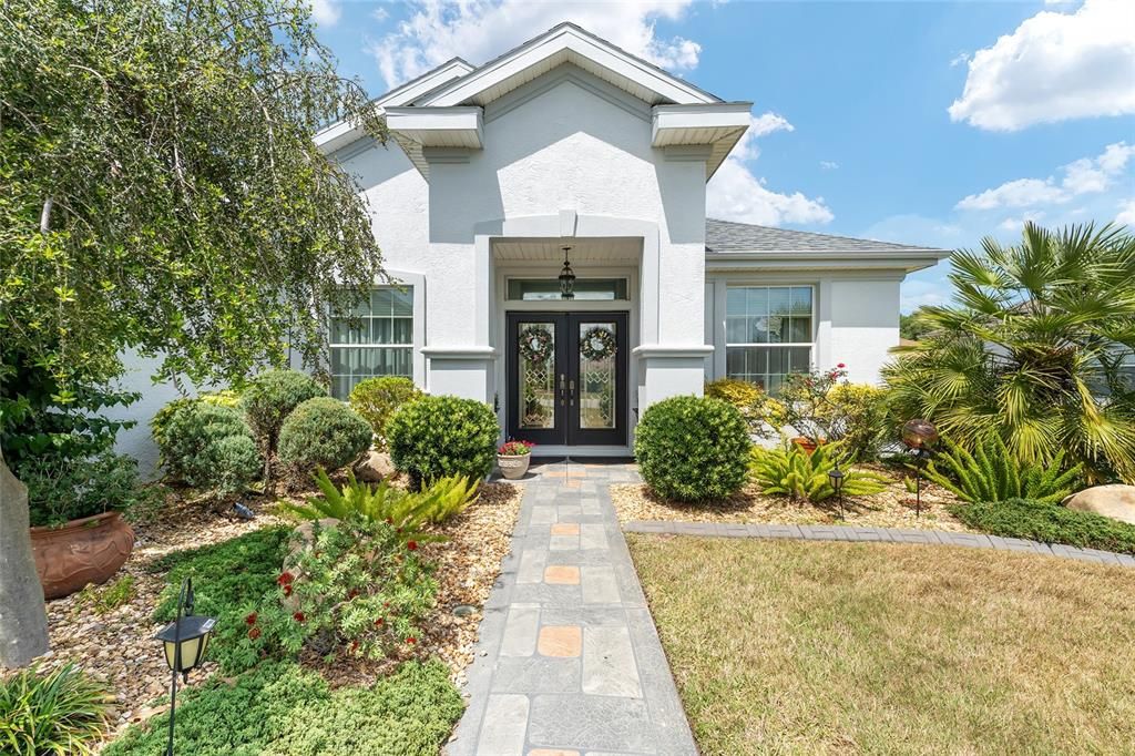 For Sale: $410,000 (3 beds, 2 baths, 2126 Square Feet)