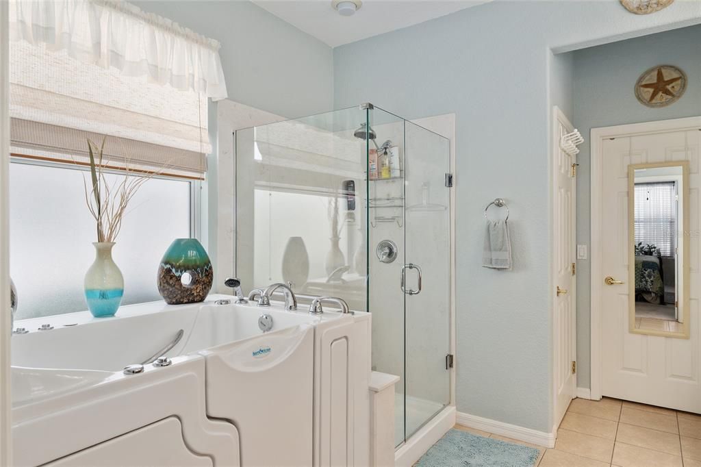 For Sale: $410,000 (3 beds, 2 baths, 2126 Square Feet)