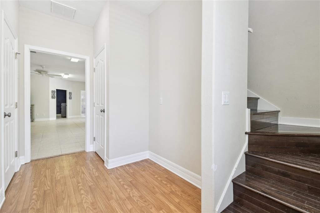 For Sale: $950,000 (5 beds, 4 baths, 4755 Square Feet)