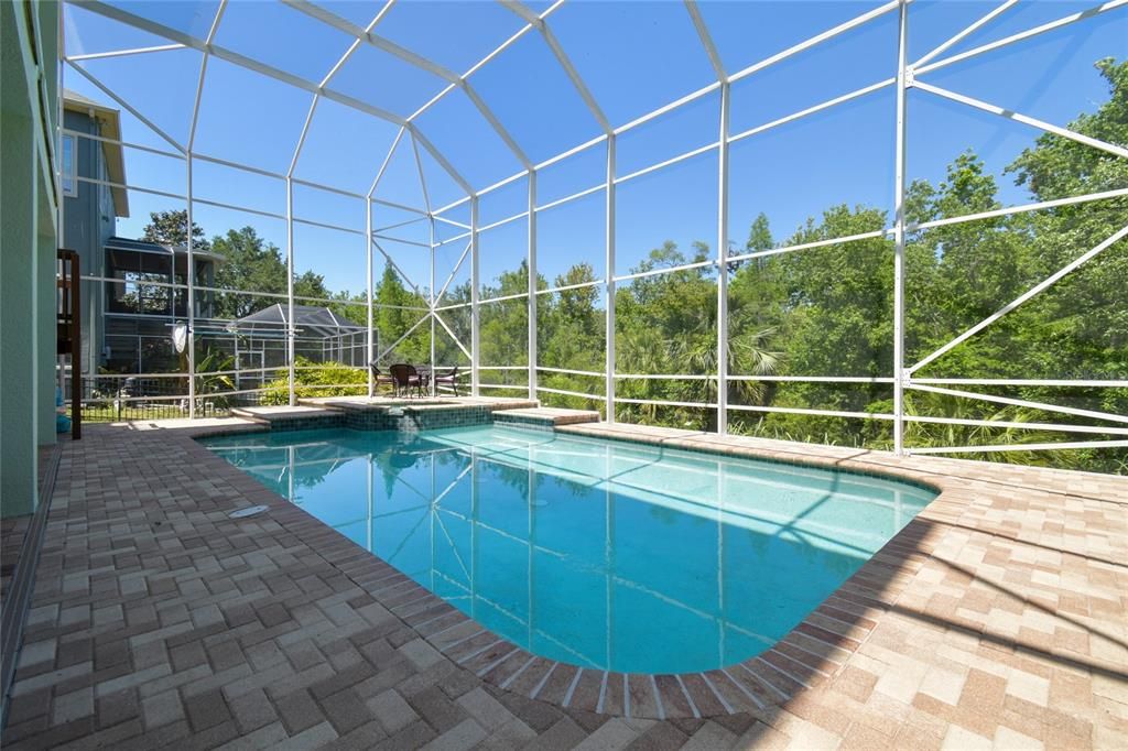 For Sale: $950,000 (5 beds, 4 baths, 4755 Square Feet)