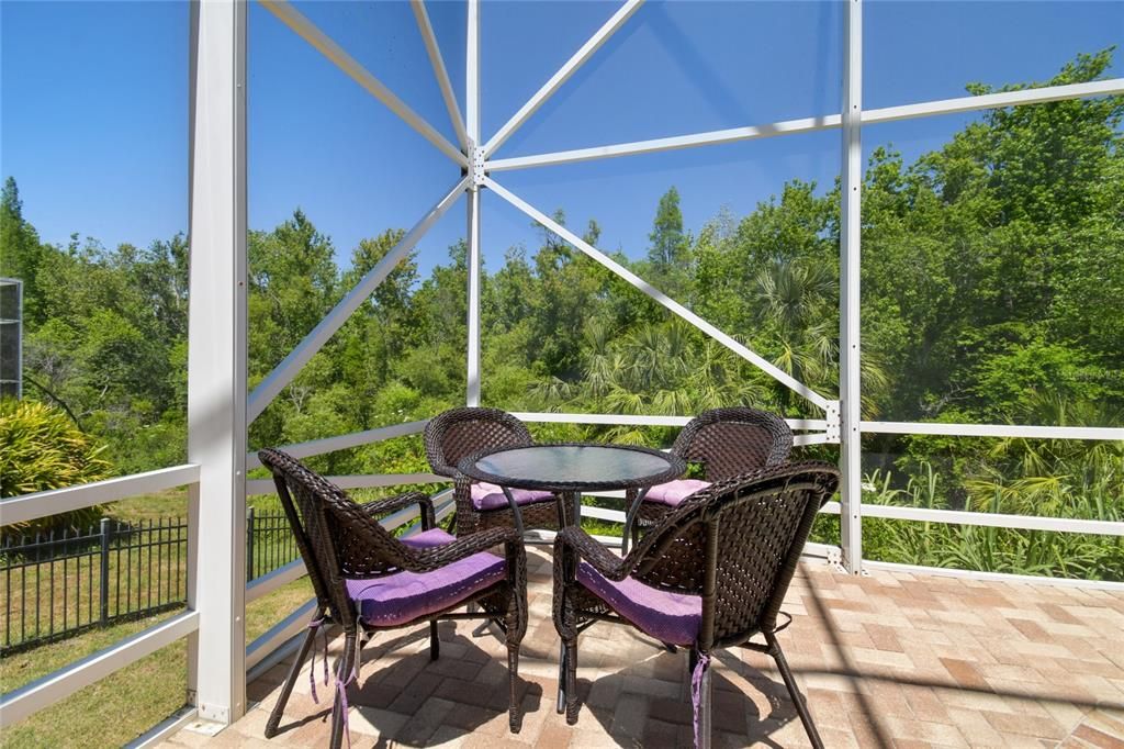 For Sale: $950,000 (5 beds, 4 baths, 4755 Square Feet)