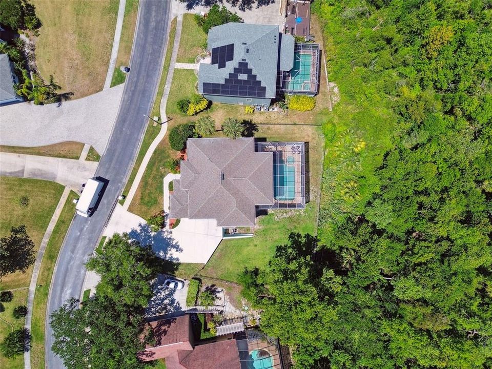 For Sale: $950,000 (5 beds, 4 baths, 4755 Square Feet)