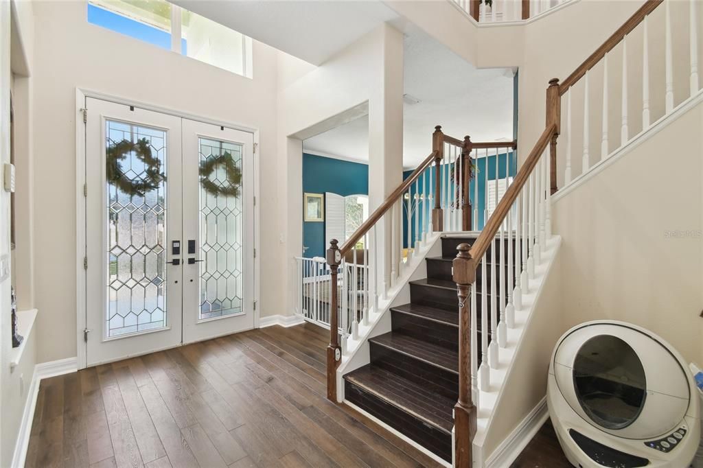 For Sale: $950,000 (5 beds, 4 baths, 4755 Square Feet)