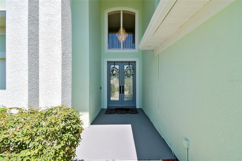 For Sale: $950,000 (5 beds, 4 baths, 4755 Square Feet)