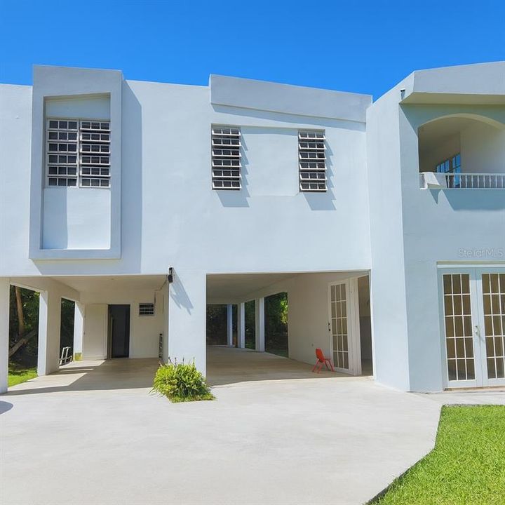 Recently Sold: $259,000 (3 beds, 2 baths, 1237 Square Feet)