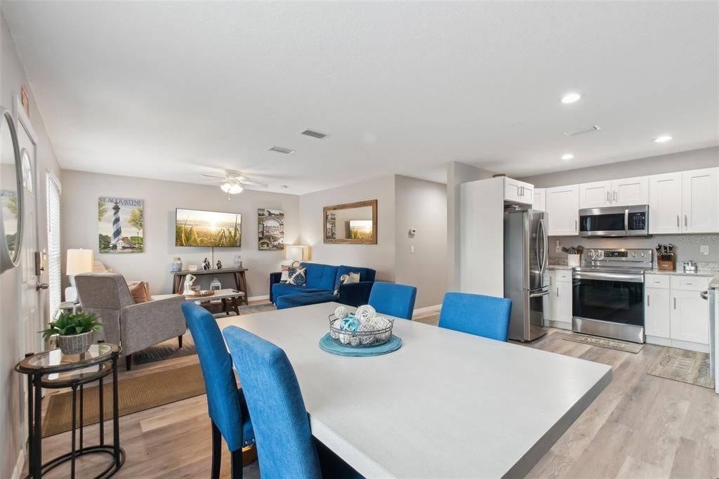 For Sale: $488,000 (3 beds, 2 baths, 1265 Square Feet)