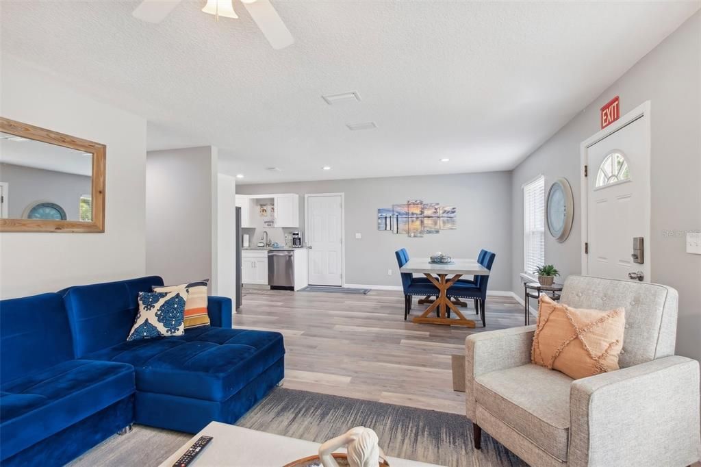 For Sale: $488,000 (3 beds, 2 baths, 1265 Square Feet)