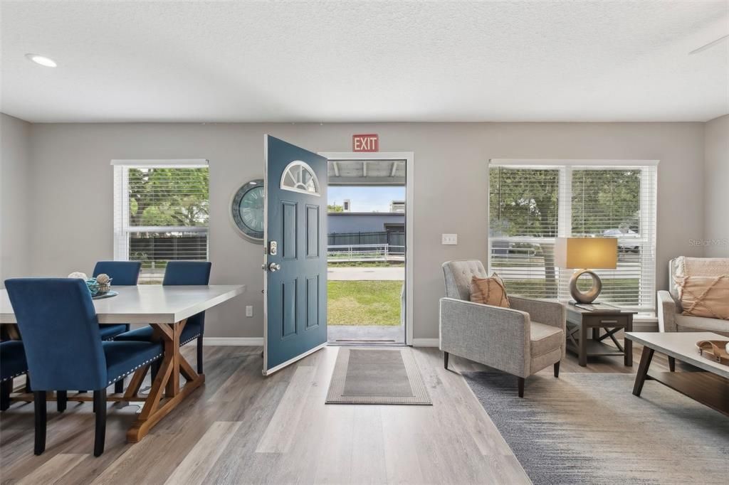 For Sale: $488,000 (3 beds, 2 baths, 1265 Square Feet)
