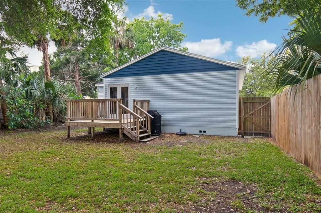 For Sale: $488,000 (3 beds, 2 baths, 1265 Square Feet)