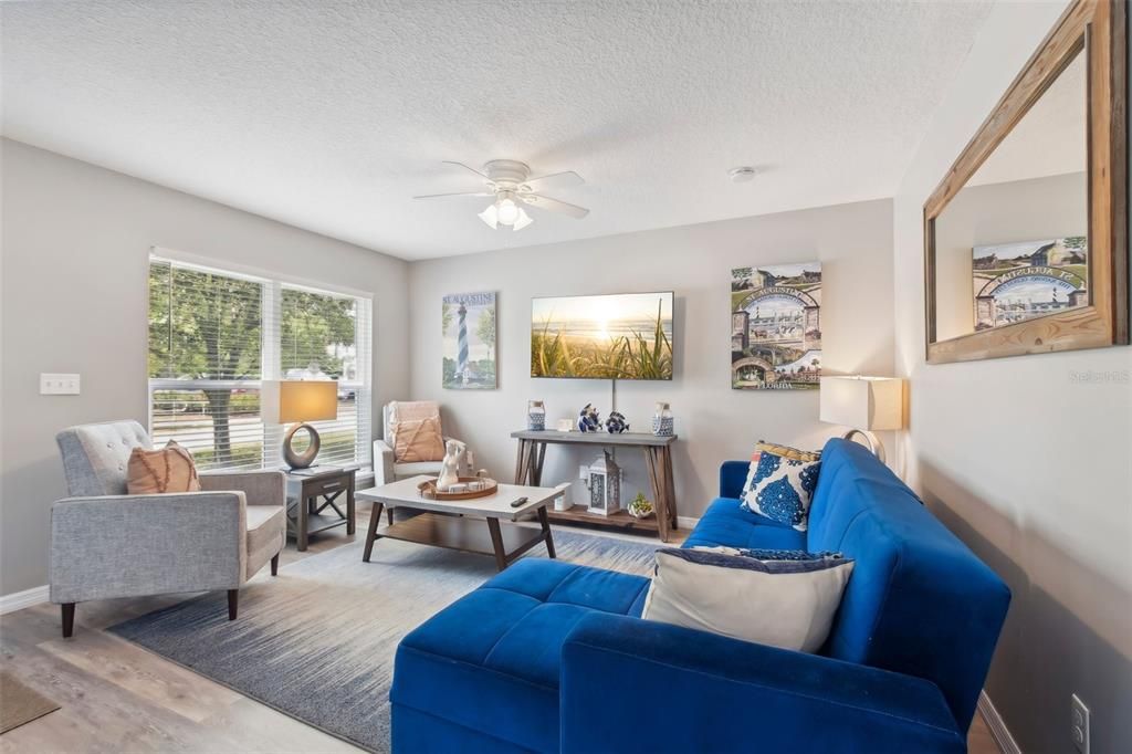 For Sale: $488,000 (3 beds, 2 baths, 1265 Square Feet)