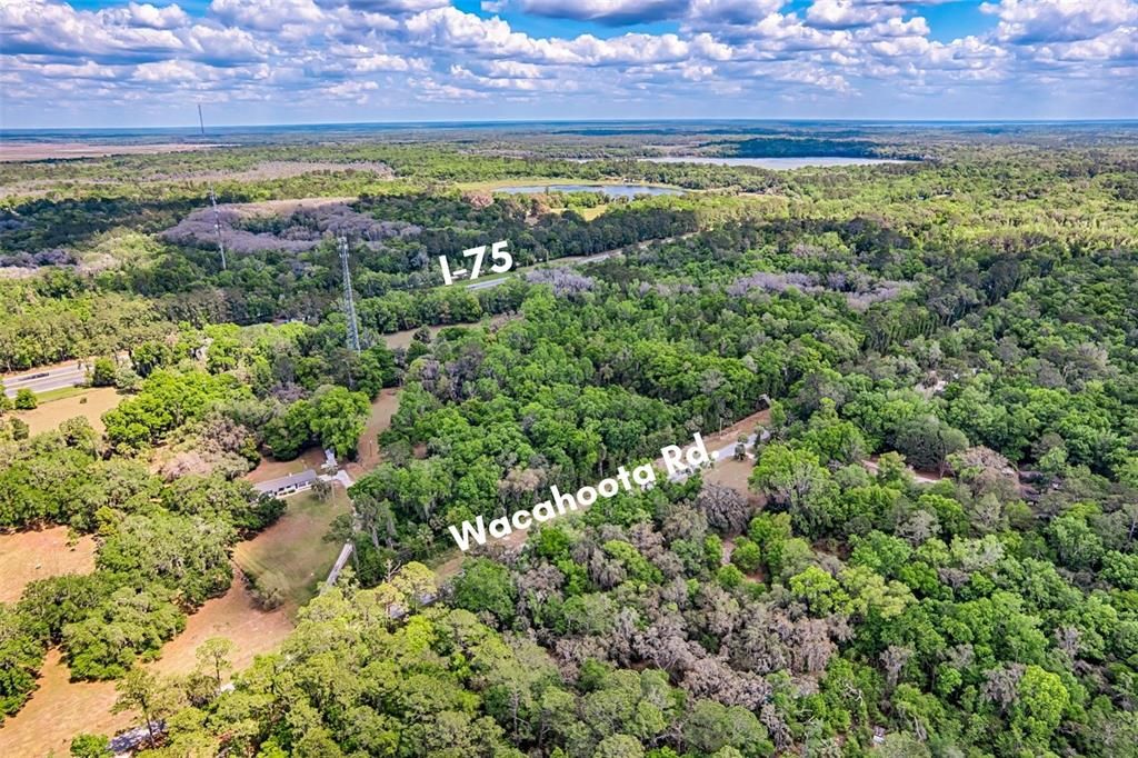 待售: $425,000 (23.73 acres)