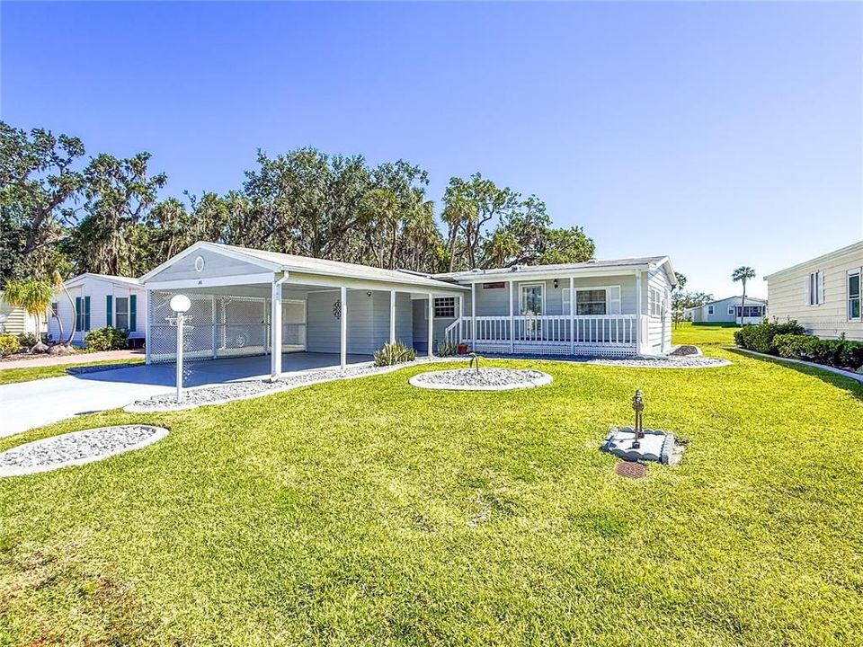 Recently Sold: $175,000 (2 beds, 2 baths, 1100 Square Feet)