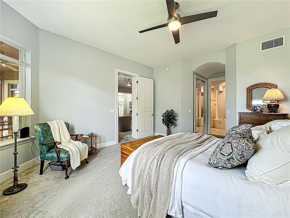 For Sale: $310,000 (2 beds, 2 baths, 1628 Square Feet)