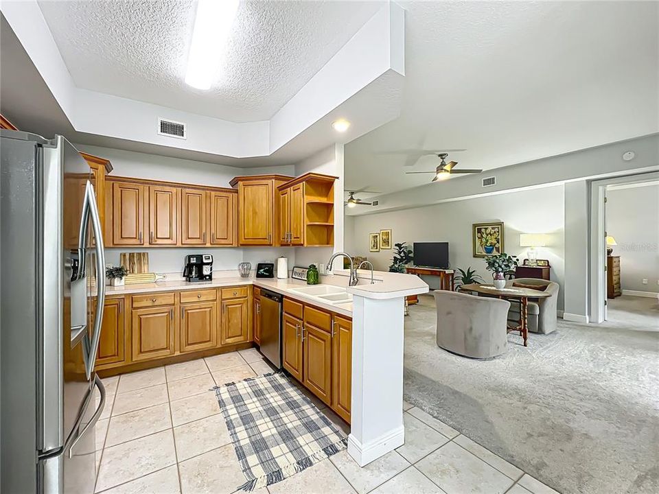 For Sale: $310,000 (2 beds, 2 baths, 1628 Square Feet)