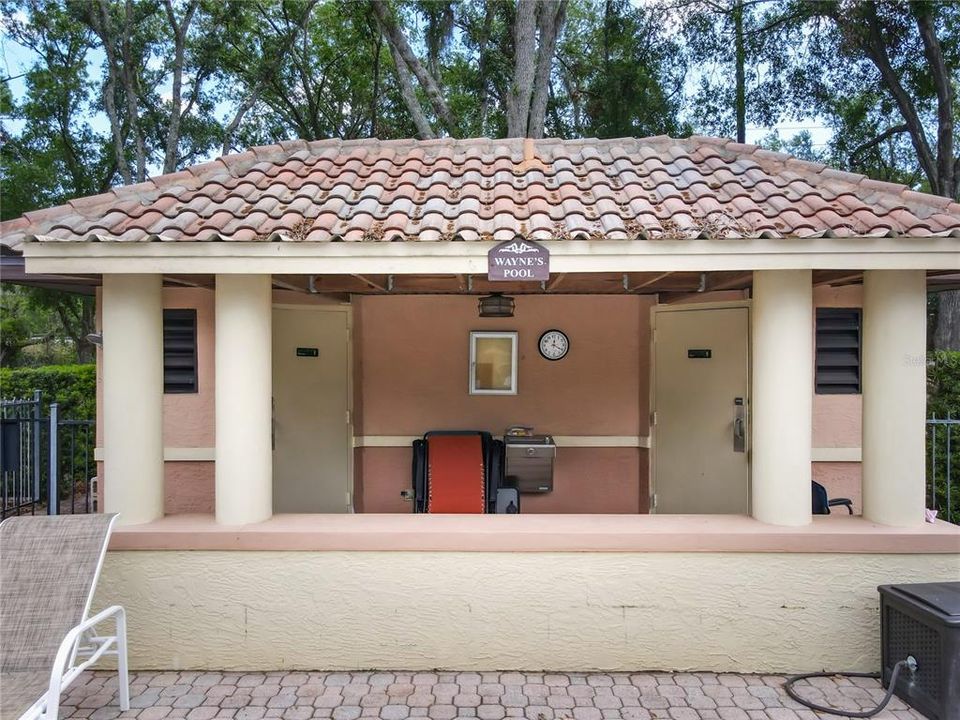 For Sale: $310,000 (2 beds, 2 baths, 1628 Square Feet)