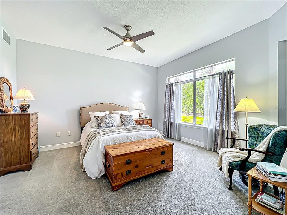 For Sale: $310,000 (2 beds, 2 baths, 1628 Square Feet)