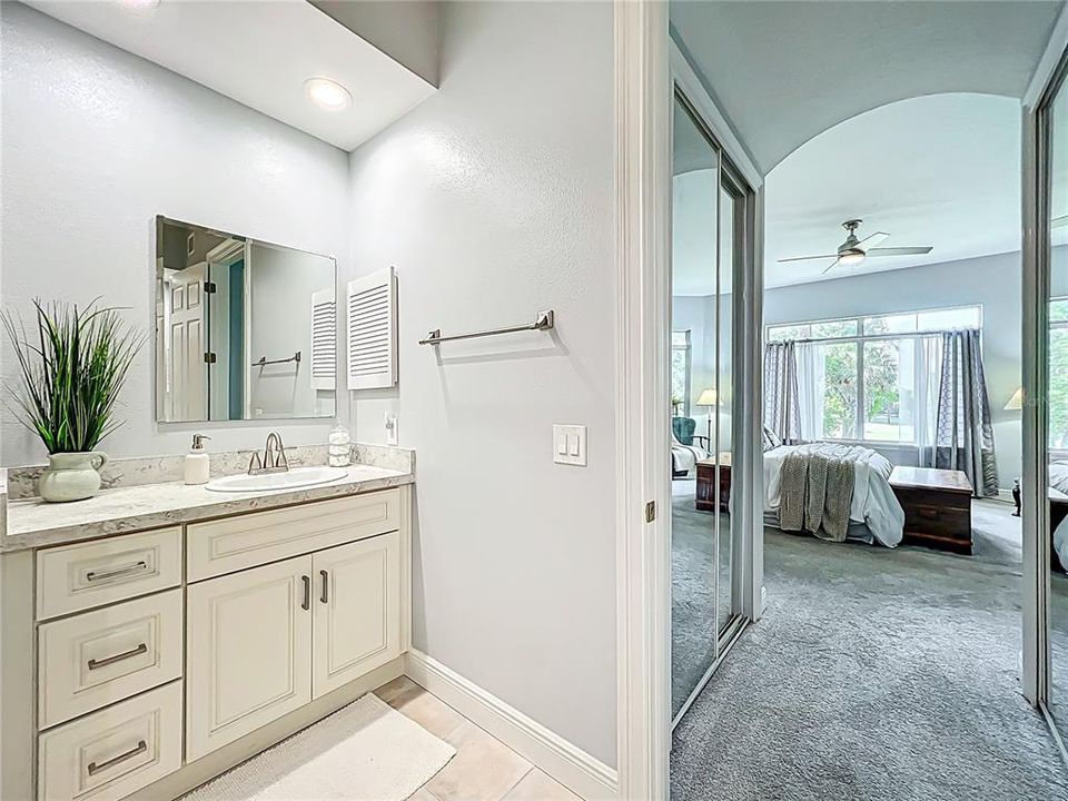 For Sale: $310,000 (2 beds, 2 baths, 1628 Square Feet)