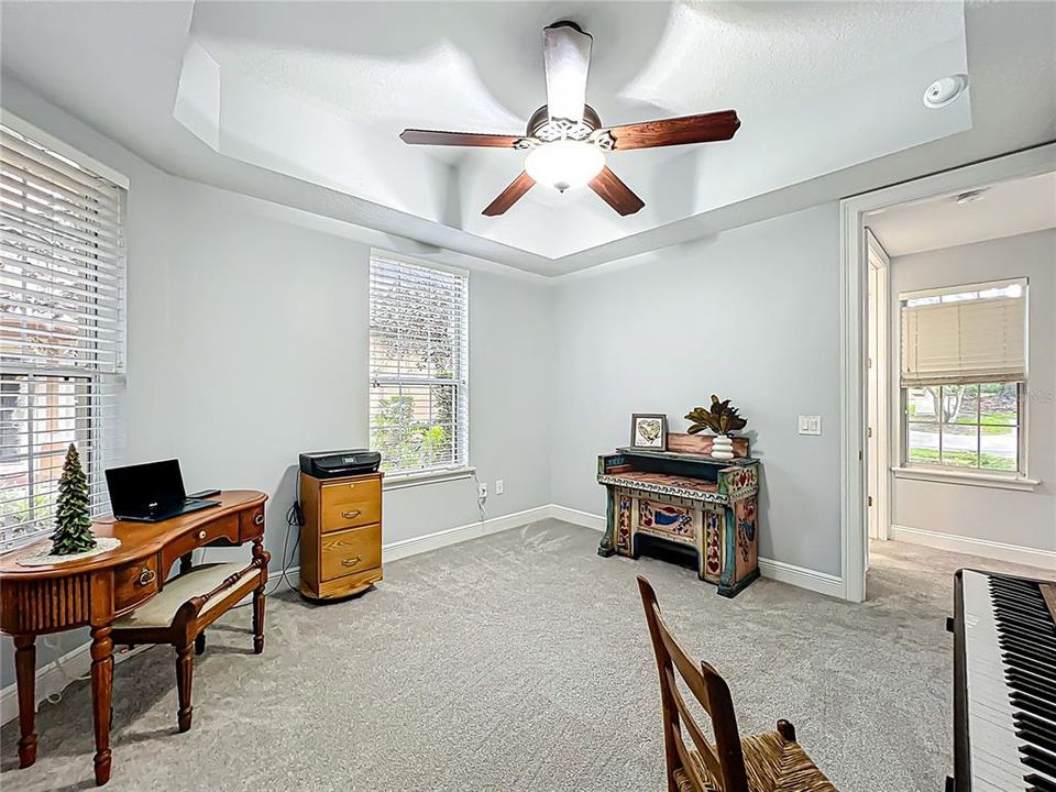 For Sale: $310,000 (2 beds, 2 baths, 1628 Square Feet)