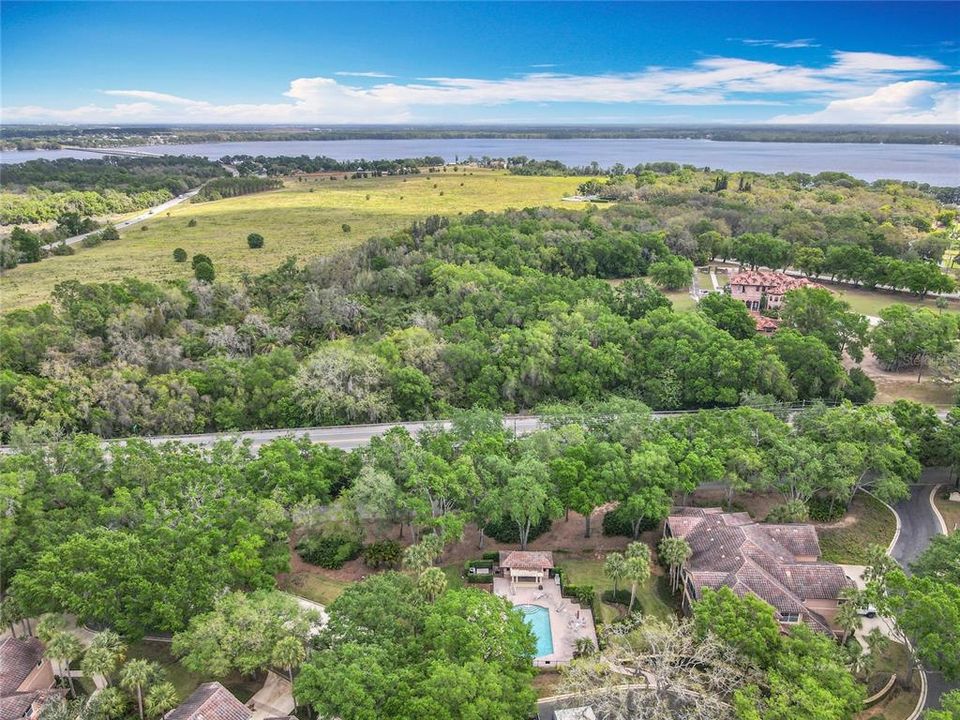 For Sale: $310,000 (2 beds, 2 baths, 1628 Square Feet)