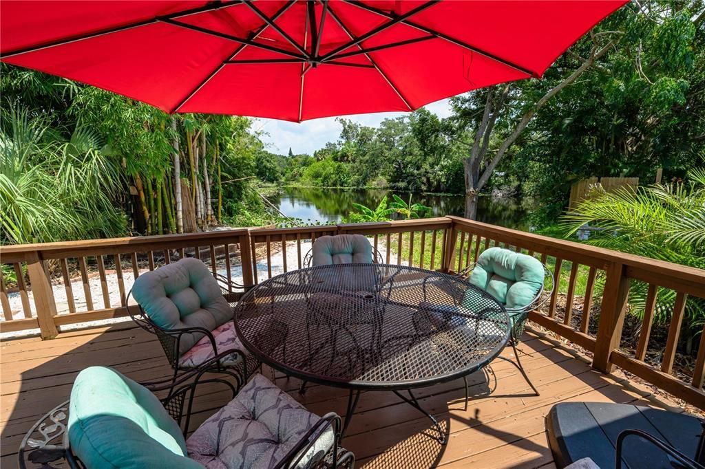 Active With Contract: $2,500 (3 beds, 2 baths, 1290 Square Feet)