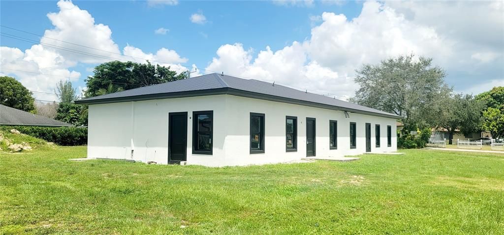 На продажу: $875,000 (6 спален, 0 ванн, 2667 Квадратных фут)