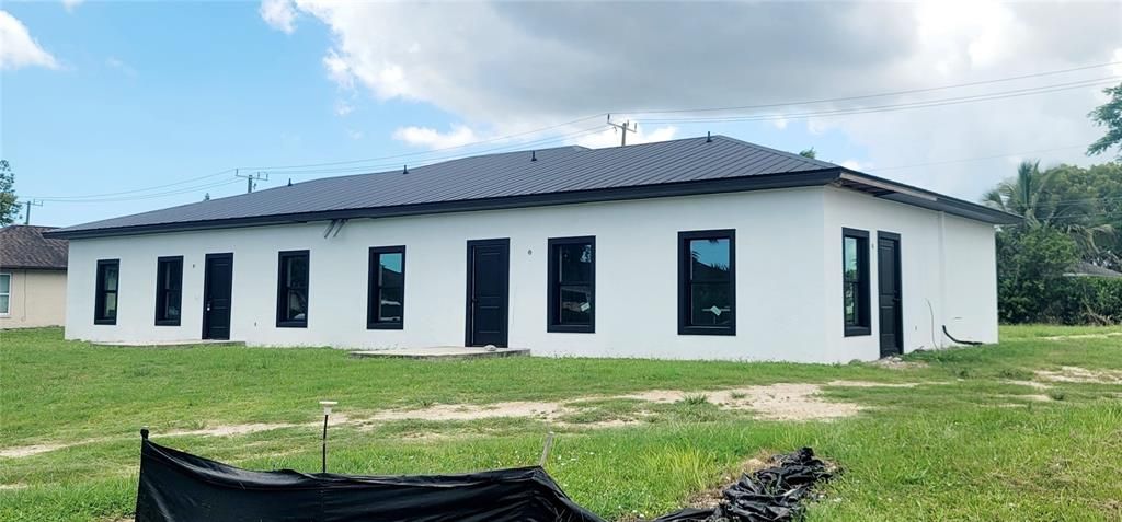 На продажу: $875,000 (6 спален, 0 ванн, 2667 Квадратных фут)